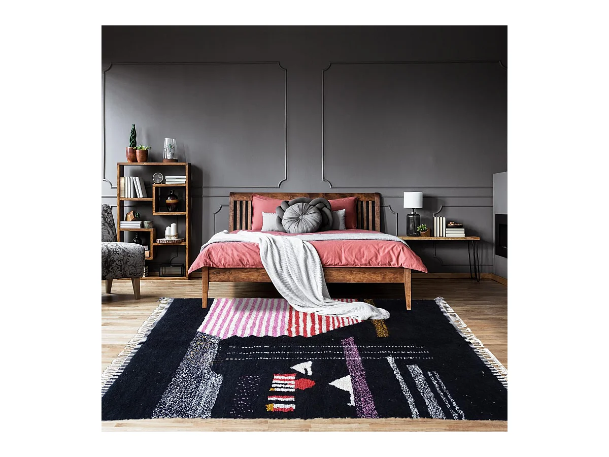 Authentique tapis berbère 220x360 fait à la main en laine noir et rouge BENI OUARAIN DE