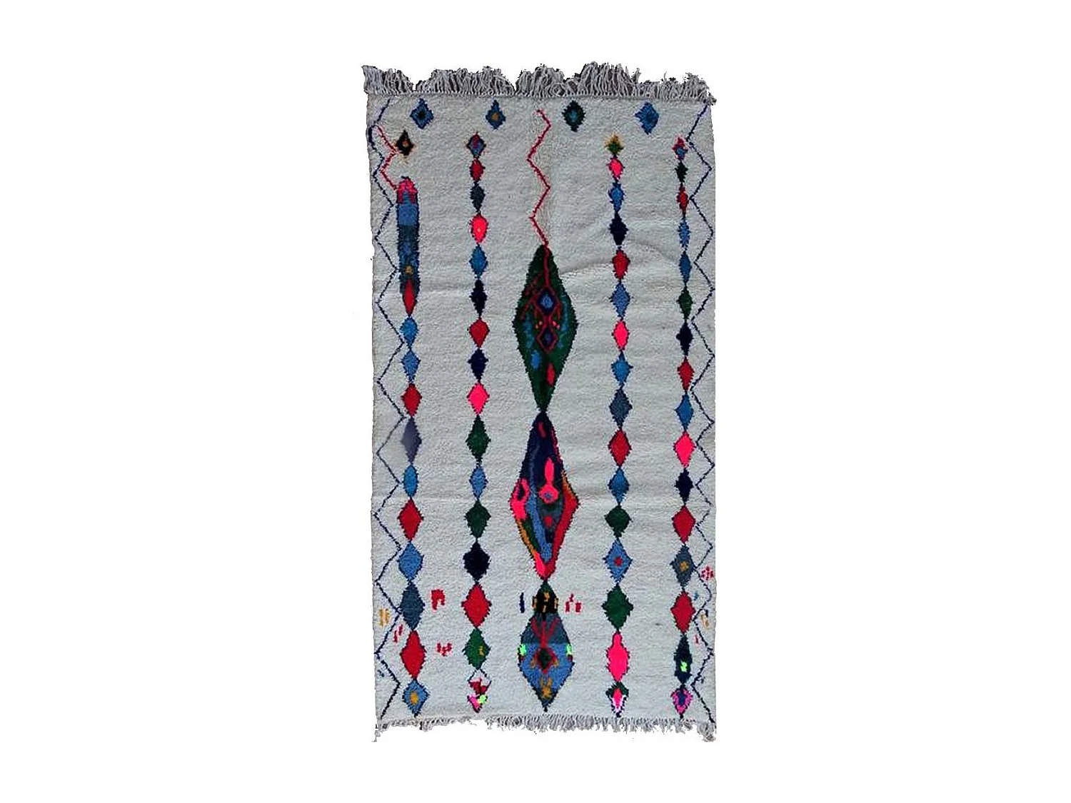 Authentique tapis berbère 150x270 fait main en laine gris et rose TEMARA