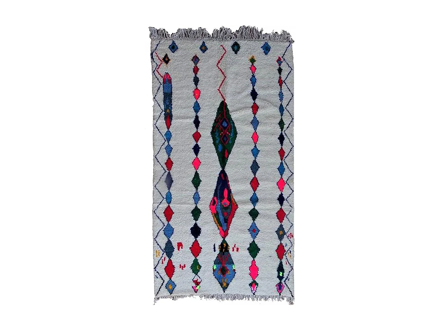 Authentique tapis berbère 150x270 fait main en laine gris et rose TEMARA