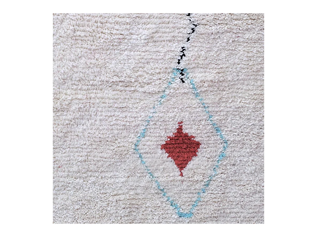 Authentique tapis berbère 260x345 fait à la main en laine blanc cassé et noir BENI OUARAIN U