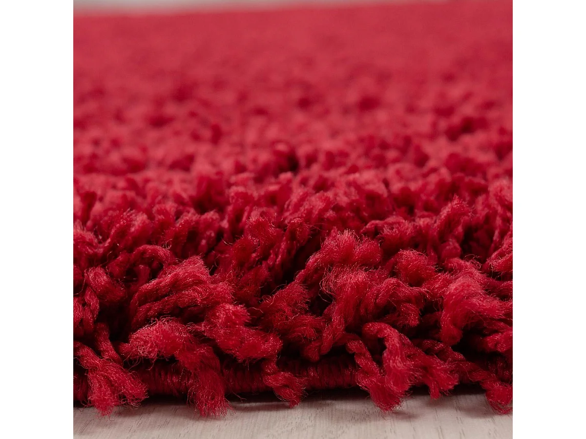 Tapis poils longs shaggy 65x130 rectangle tissé rouge motif uni UNI C