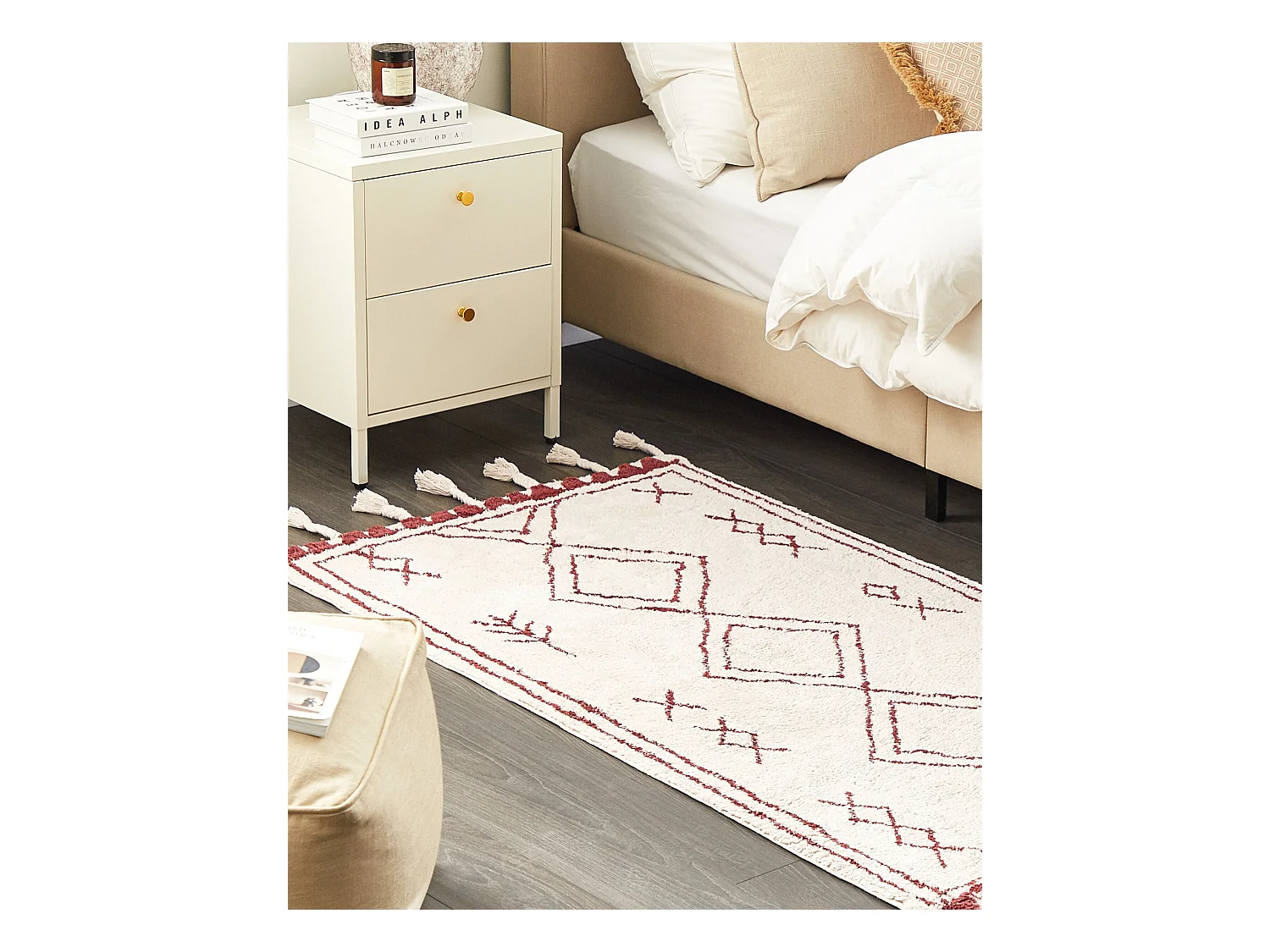 Rechteckiger Teppich mit Quasten Baumwolle Kurzflor 80 x 150 cm weiß/rot Kenitra