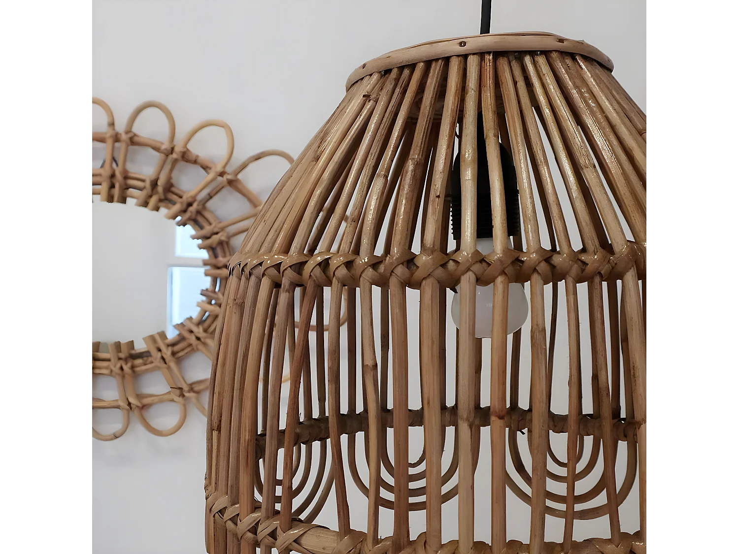 Suspension vintage en rotin