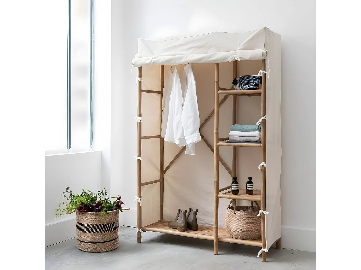 Armoire penderie en bambou et tissu