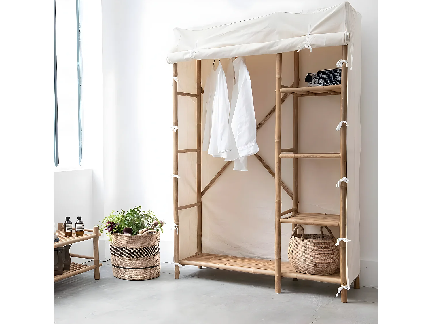 Armoire penderie en bambou et tissu