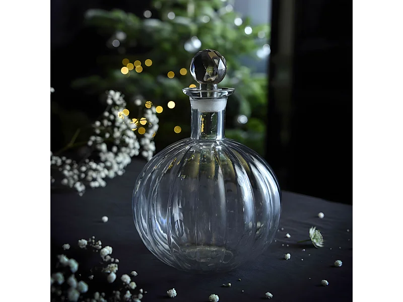 Jarra para whisky de vidrio transparente