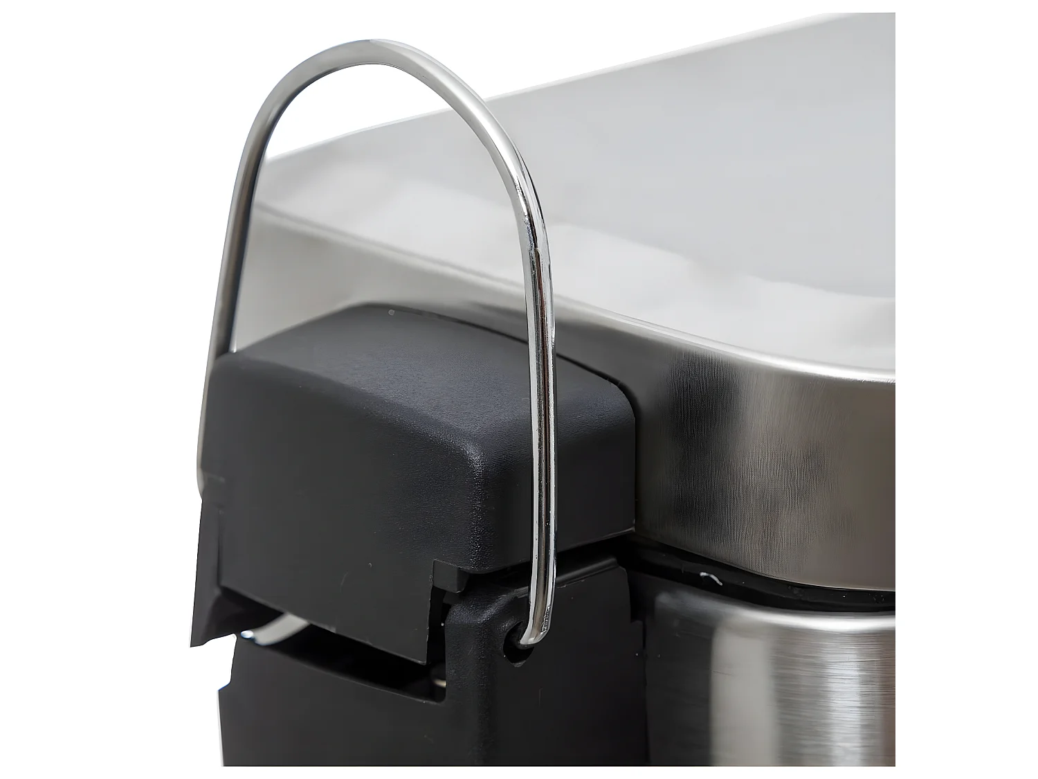 Poubelle de salle de bain à pédale en métal Soft Close 5 L