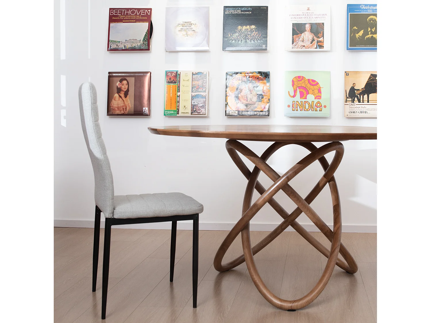 Chaise salle à manger haut dossier rembourrée tessuto grigio struttura metallo lotto de 4 ergonomica