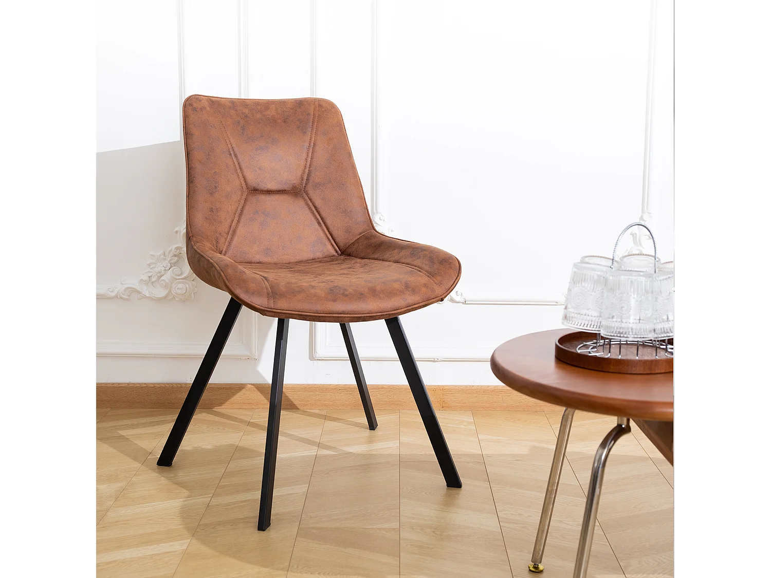 Juego de 2 sillas de comedor de piel sintética marrón con patas metálicas ergonómicas, diseño moderno para salón u oficina