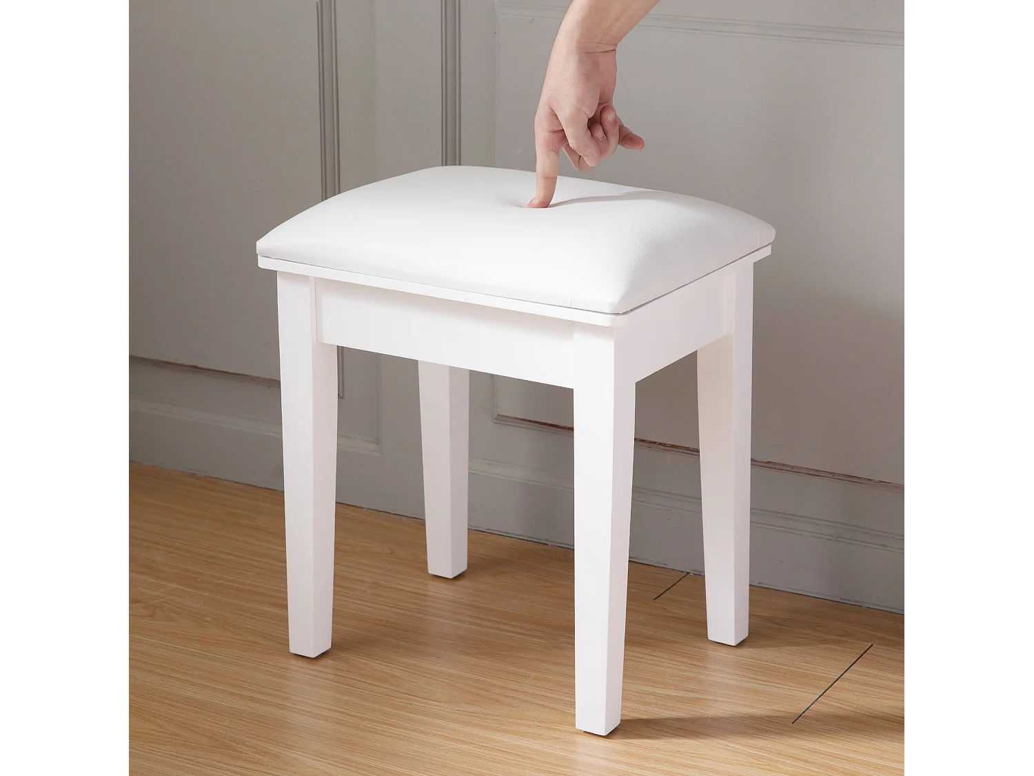 Tabouret carré maquillage imbottito in PU e spugna ad alta elasticità per la camera da letto bianca