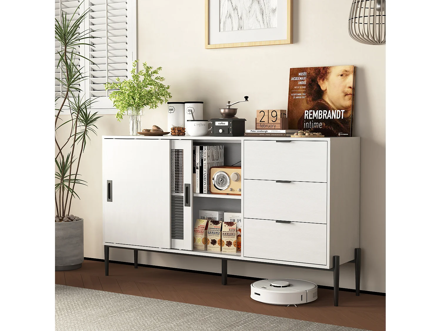 Aparador moderno de madera blanca con puertas de cristal estriado y 3 cajones para salón y entrada.