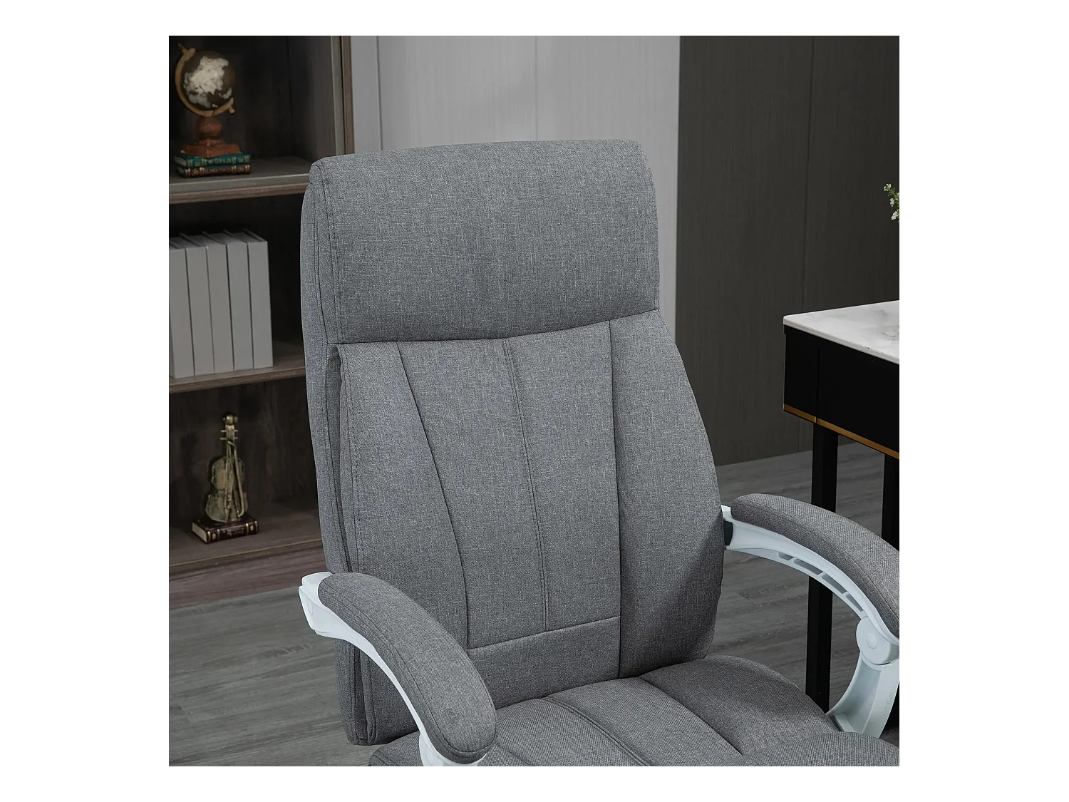 Cadeira de escritório ergonômica com encosto ajustável, inclinação de 155° e apoio para os pés em linho cinza