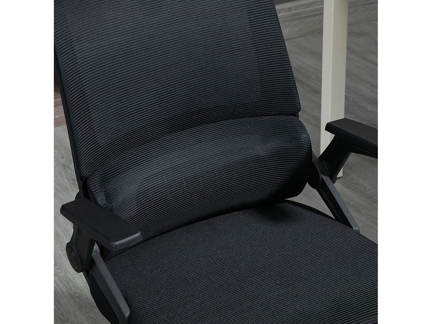 Sedia da ufficio ergonomica regolabile con poggiatesta e comodini neri 58x61x102-119cm