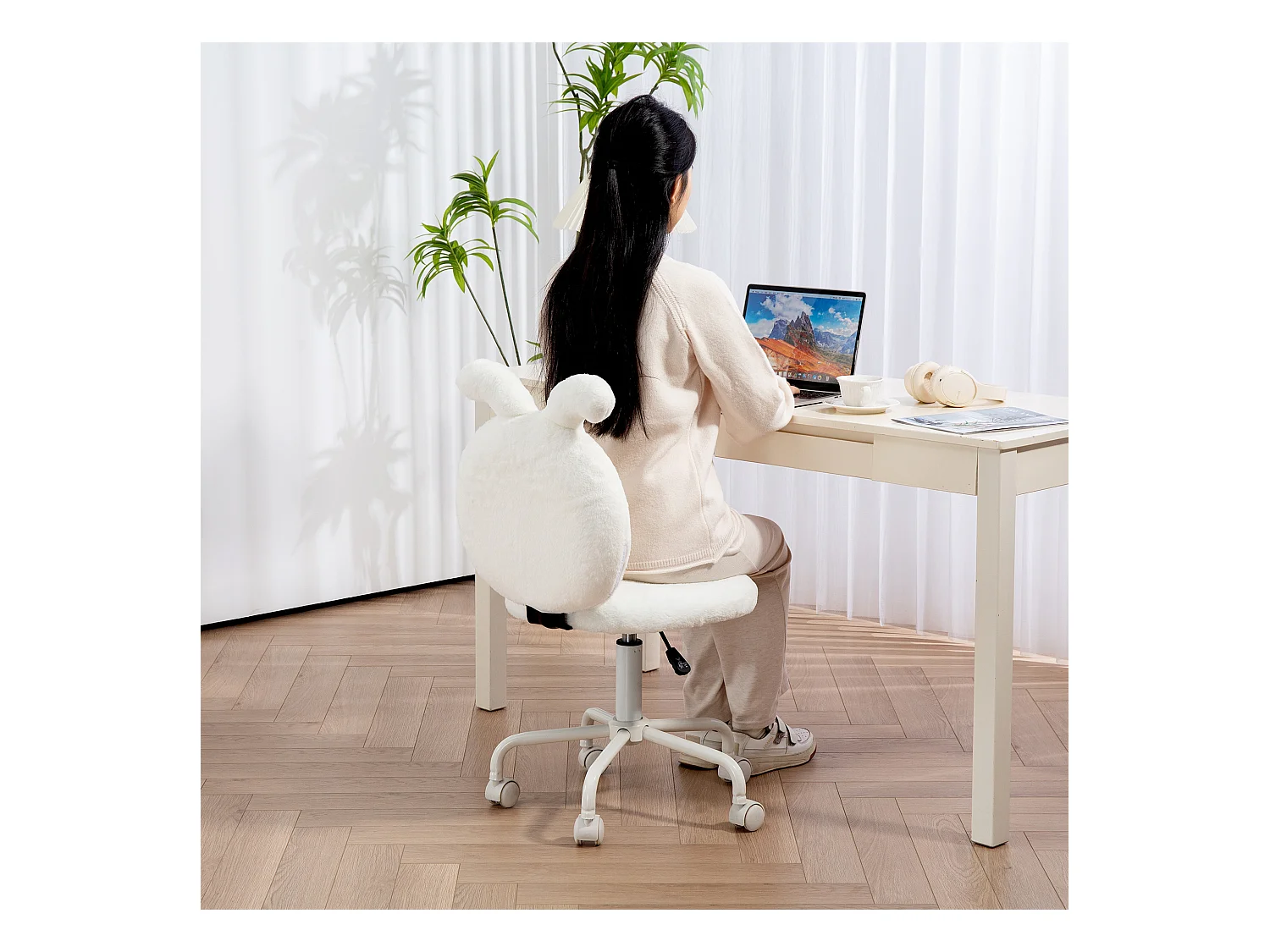 Sedia da ufficio bianca con orecchie di lapino in velluto, chaise maquillage regolabile