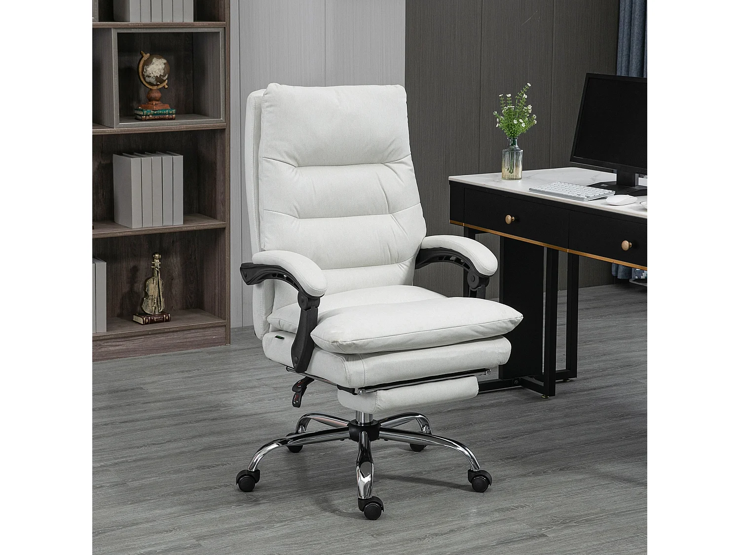 Sillón de masaje de oficina de piel sintética color crema con respaldo reclinable a 135°, altura regulable, 120 kg