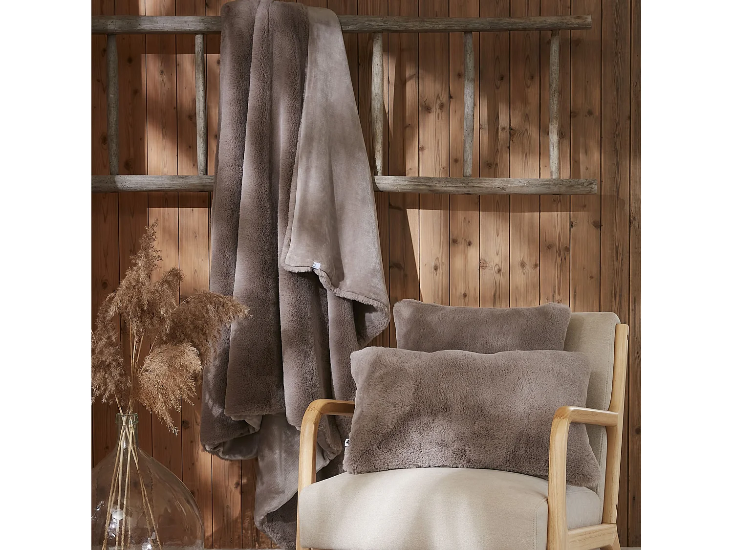 Plaid fourrure chaud taupe 140x200 Odin