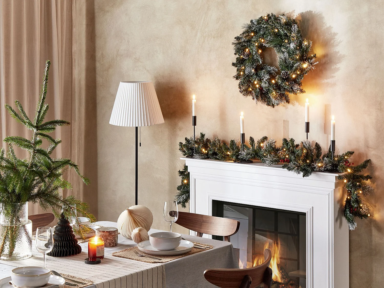 Grinalda decorativa verde com iluminação LED ⌀ 40 cm WAPTA