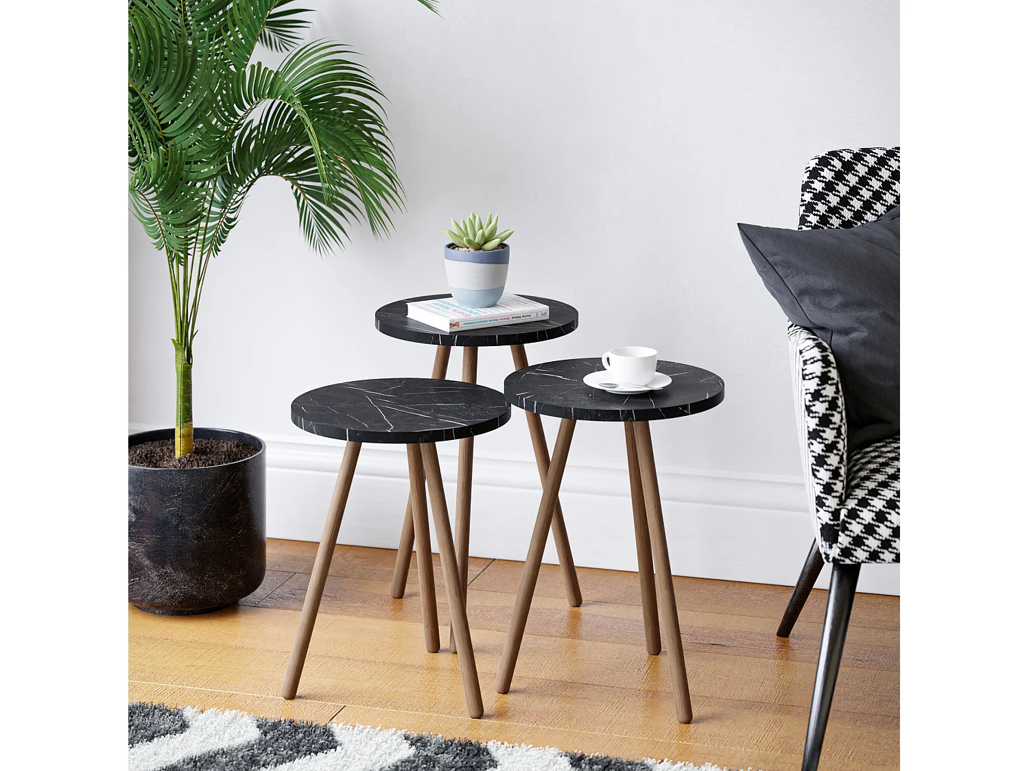 Set de 3 tables d'appoint Hjørring rondes trépied noir [en.casa]