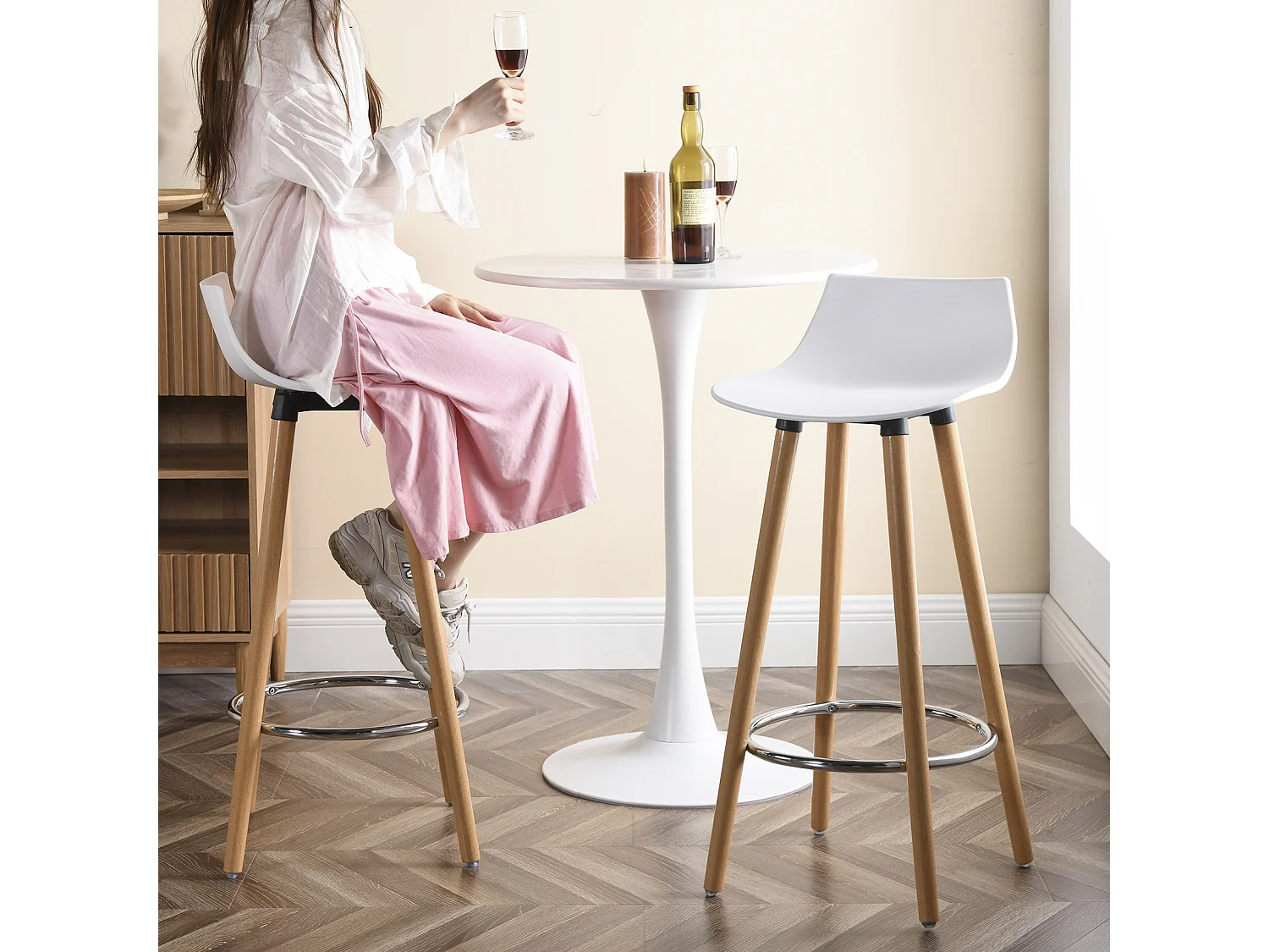 Set di 2 sgabelli da bar moderni bianchi e di design in stile scandinavo DELIE WH LMKZ