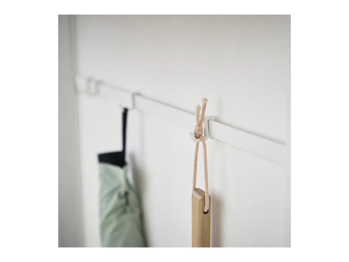 Eingangskonsole aus Holz und Metall Tower