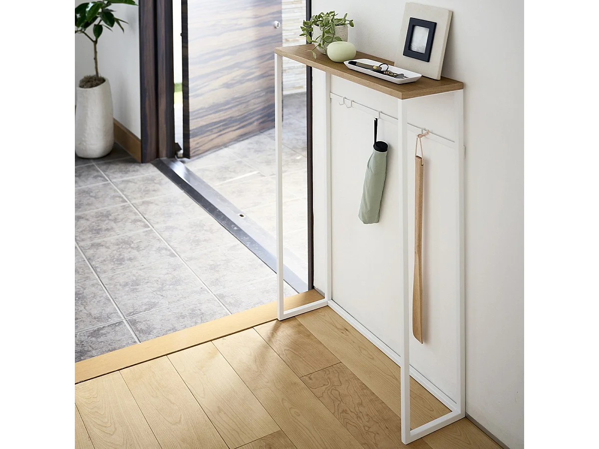 Eingangskonsole aus Holz und Metall Tower