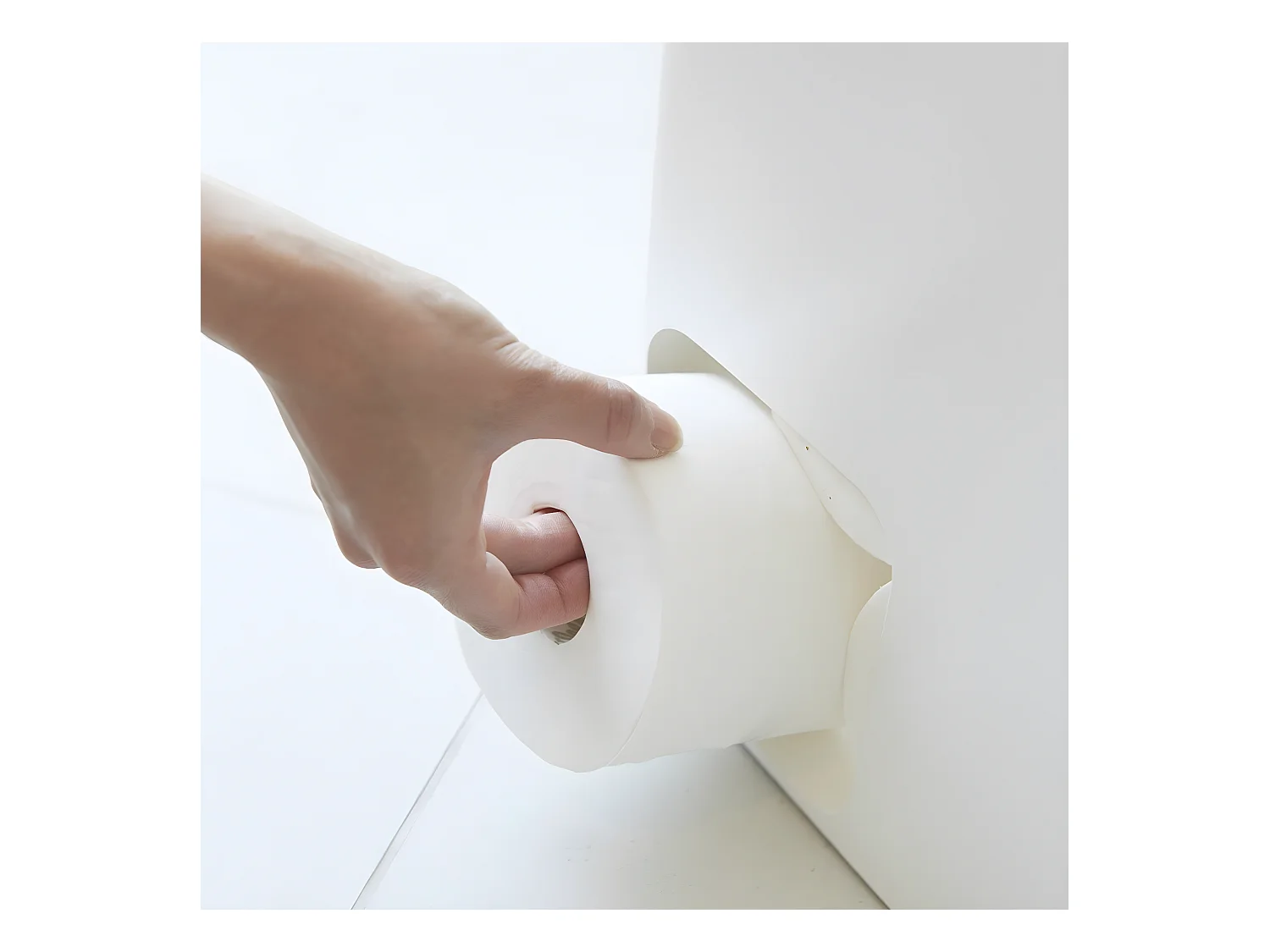 Torre portaoggetti per carta igienica - L23 cm