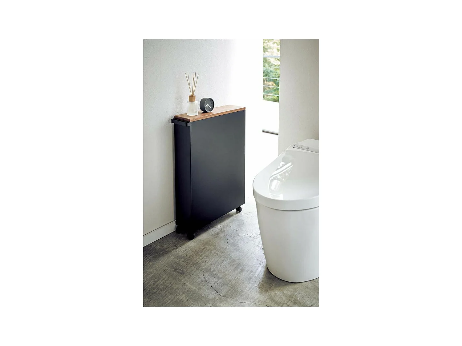 Toilettenregal mit Rollen aus Metall und Holz "Slim"