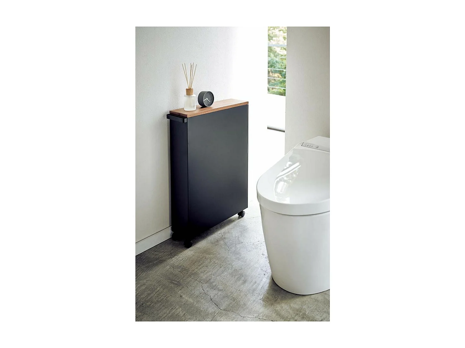 Toilettenregal mit Rollen aus Metall und Holz "Slim"