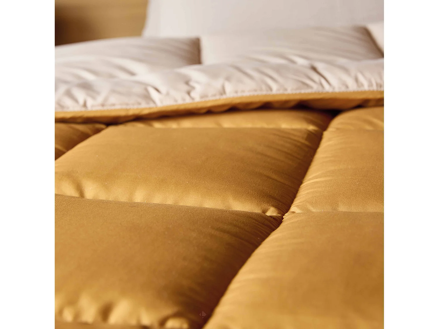 Couette été 260x240 cm COCOON BICOLORE Jaune miel/Galet garnissage fibre polyester 200 g/m2