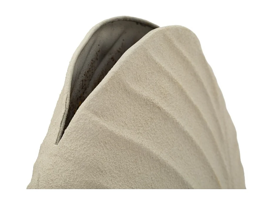 Jarrón de metal beige, 31 x 13 x 53,5 cm