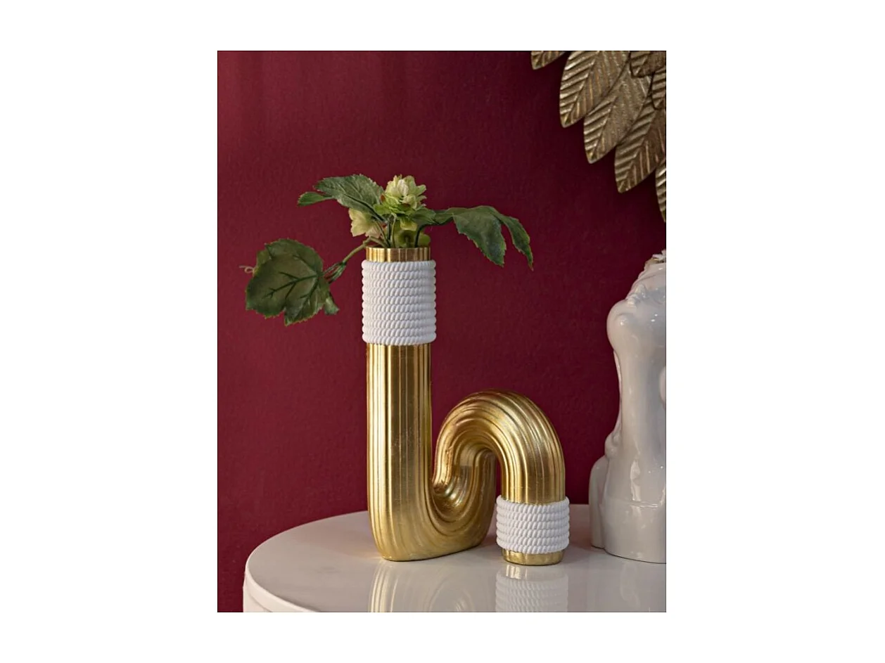 Jarrón de resina dorada 14,5x13x25 cm