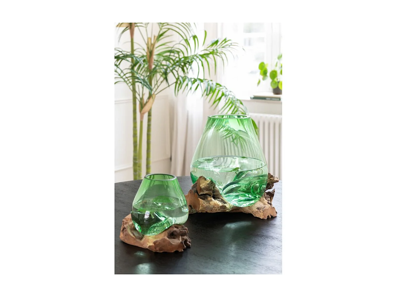 Jarrón sobre base de madera de vidrio reciclado verde 23x19x19 cm
