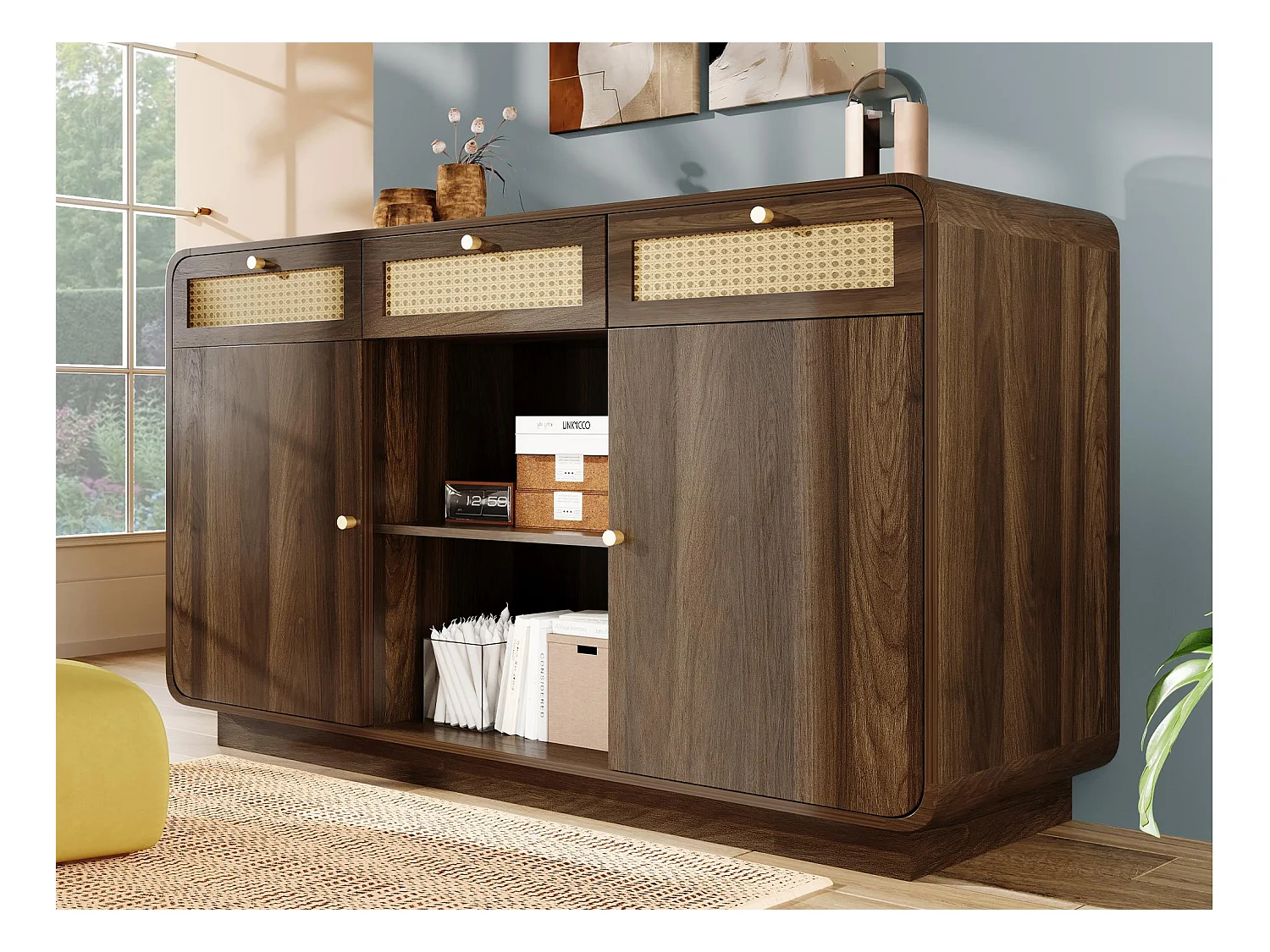 Buffet aspect noyer 120x40x85cm - avec 2 portes et 3 tiroirs en rotin - compartiments ouverts - Noyer