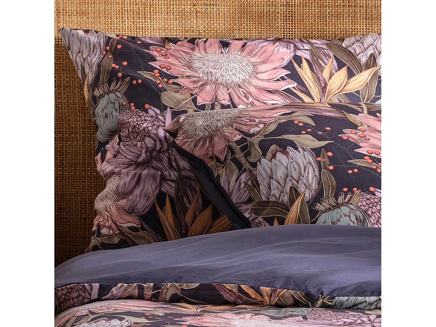 Parure de lit Daphnett bleu foncé polyester 160x200