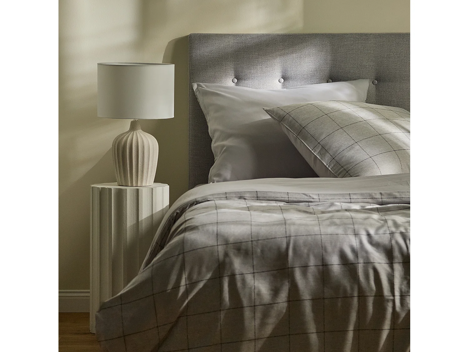 Parure de lit Linvara gris moyen polyester 160x200