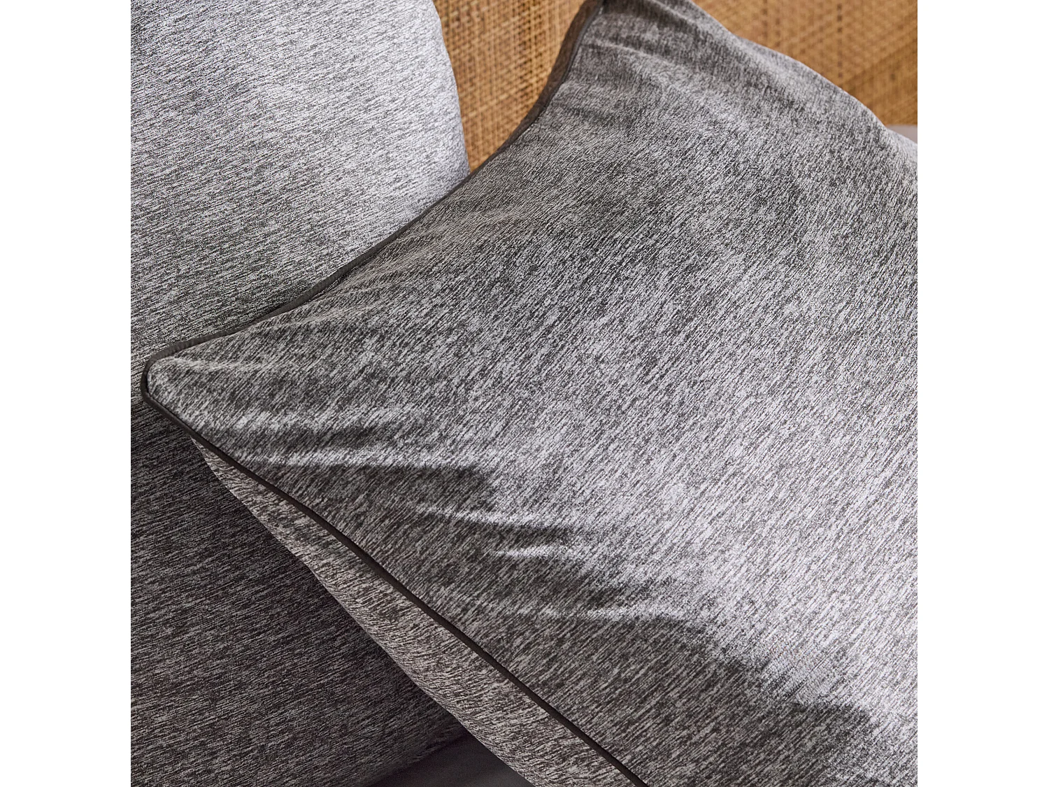 Parure de lit Paleris gris foncé microfibre 160x200