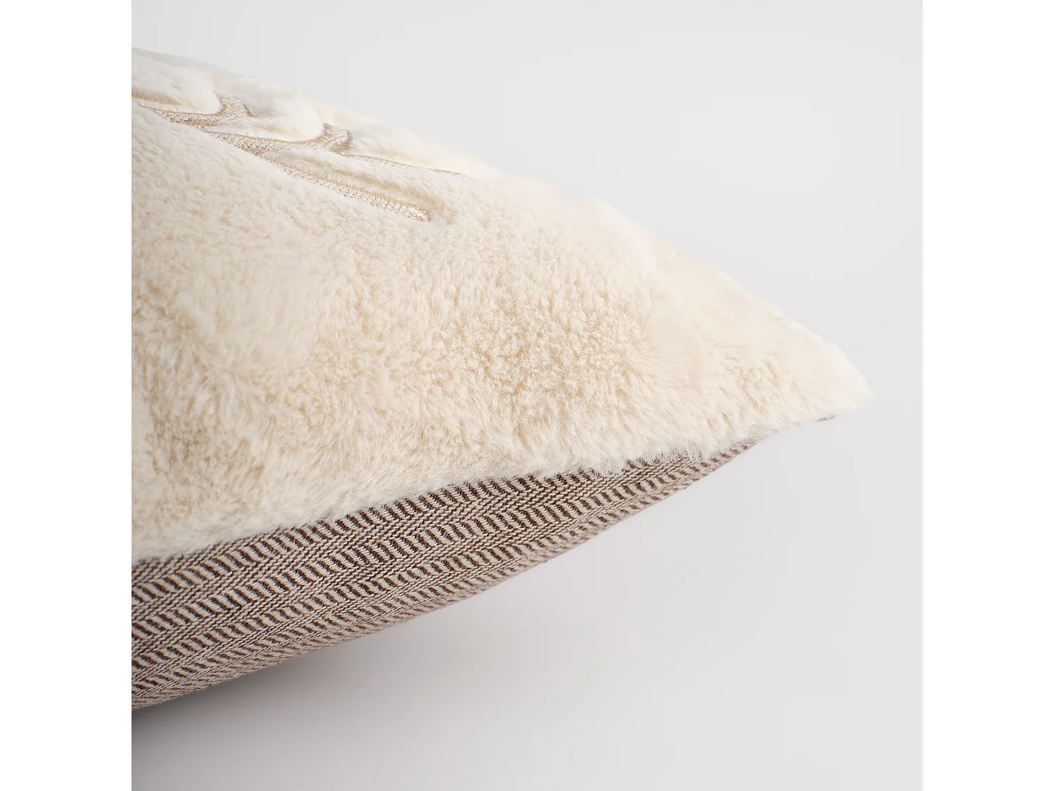 Housse De Couette En Fourrure Antleris écru 45 x 45