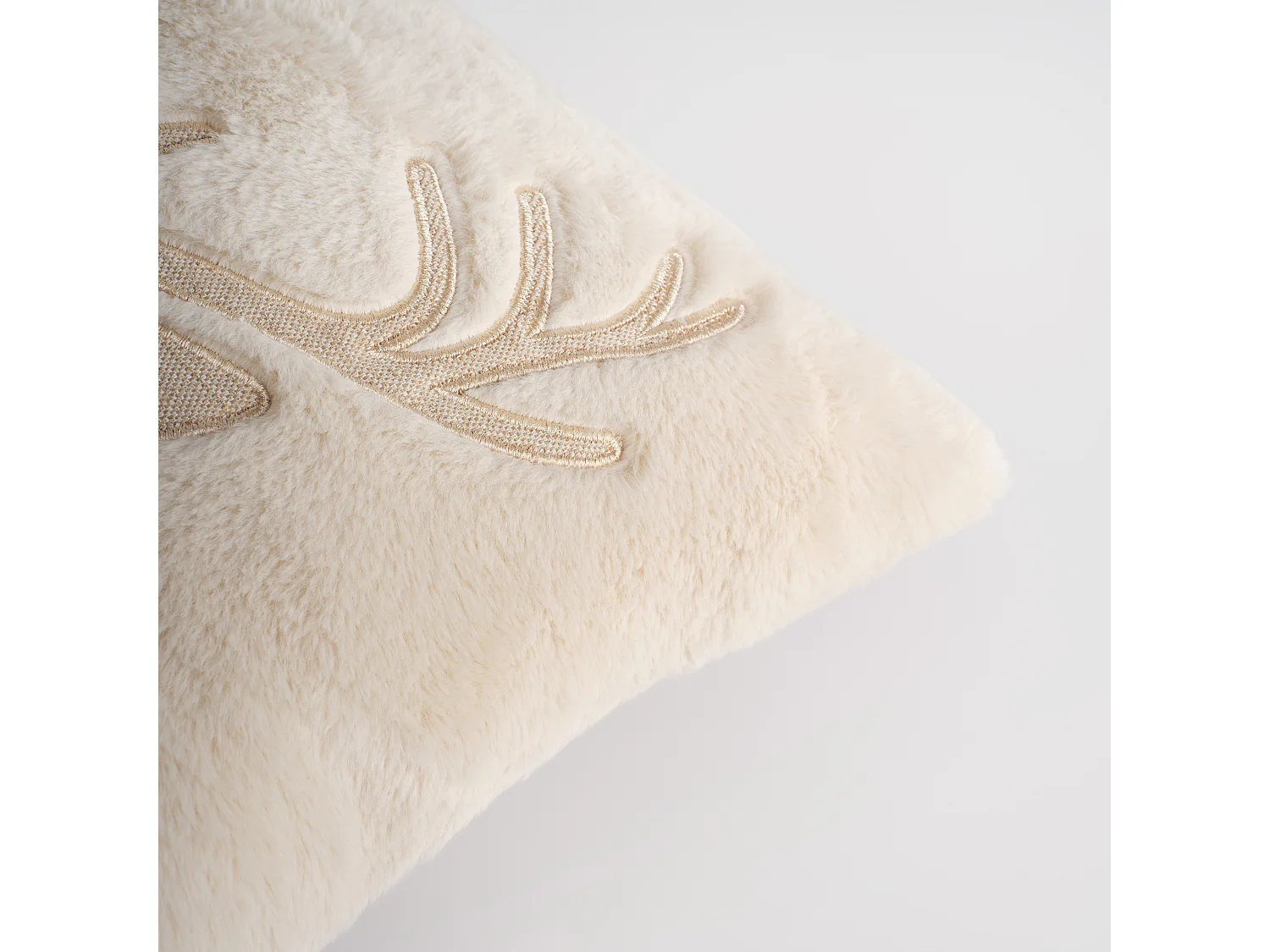 Housse De Couette En Fourrure Antleris écru 45 x 45