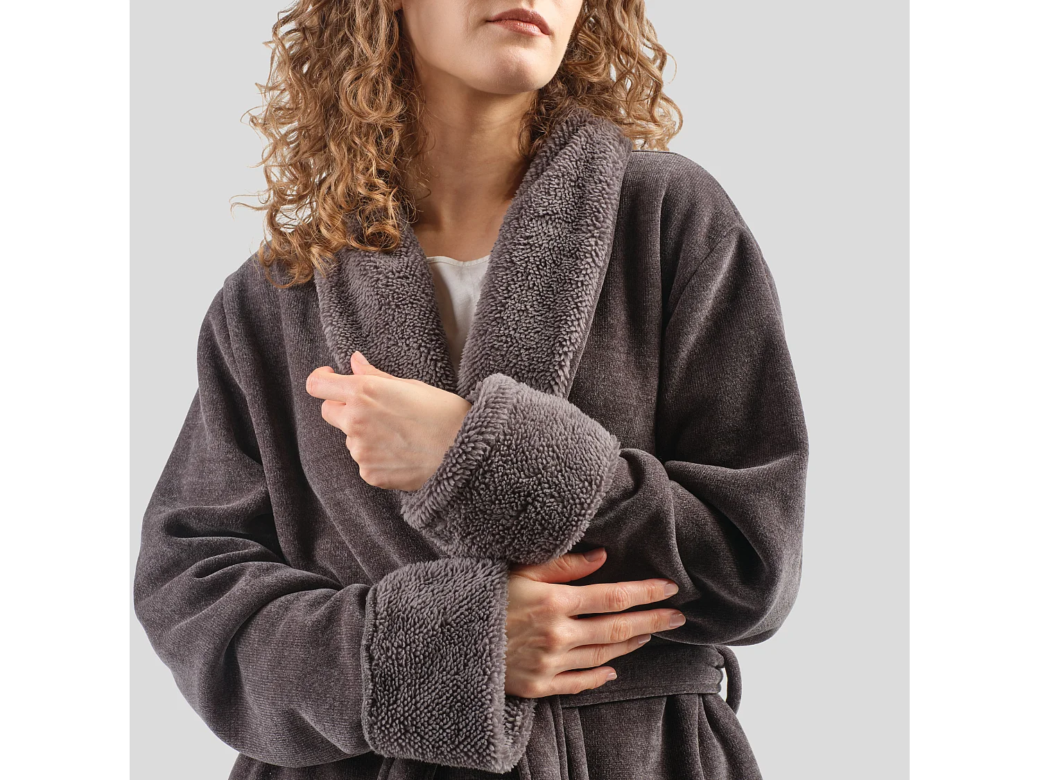 Peignoir Agnella gris foncé 65 x 115