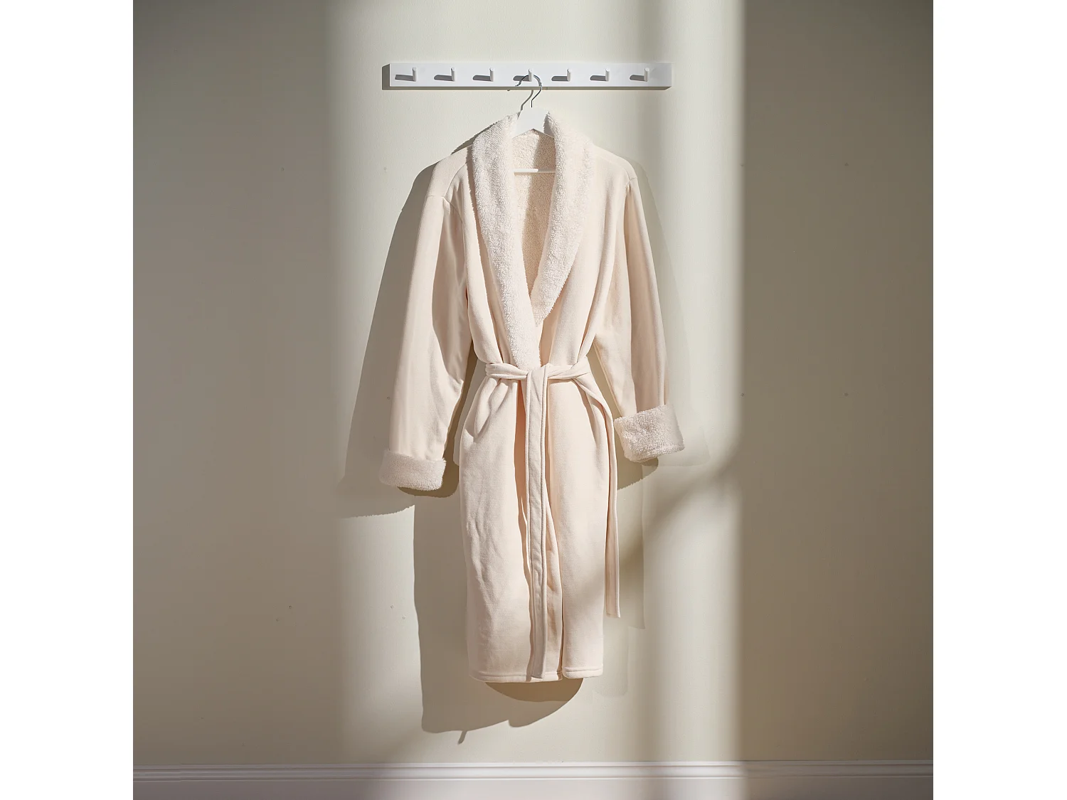 Bademantel Agnella mittel ecru 65 x 115