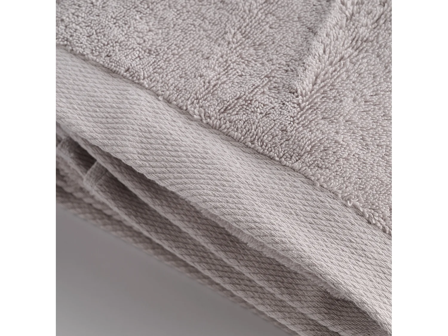Serviette en coton égyptien Spa gris clair 100 x 150
