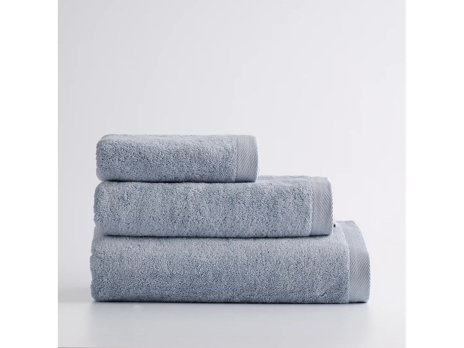 Serviette en coton égyptien Spa bleu clair 70 x 130