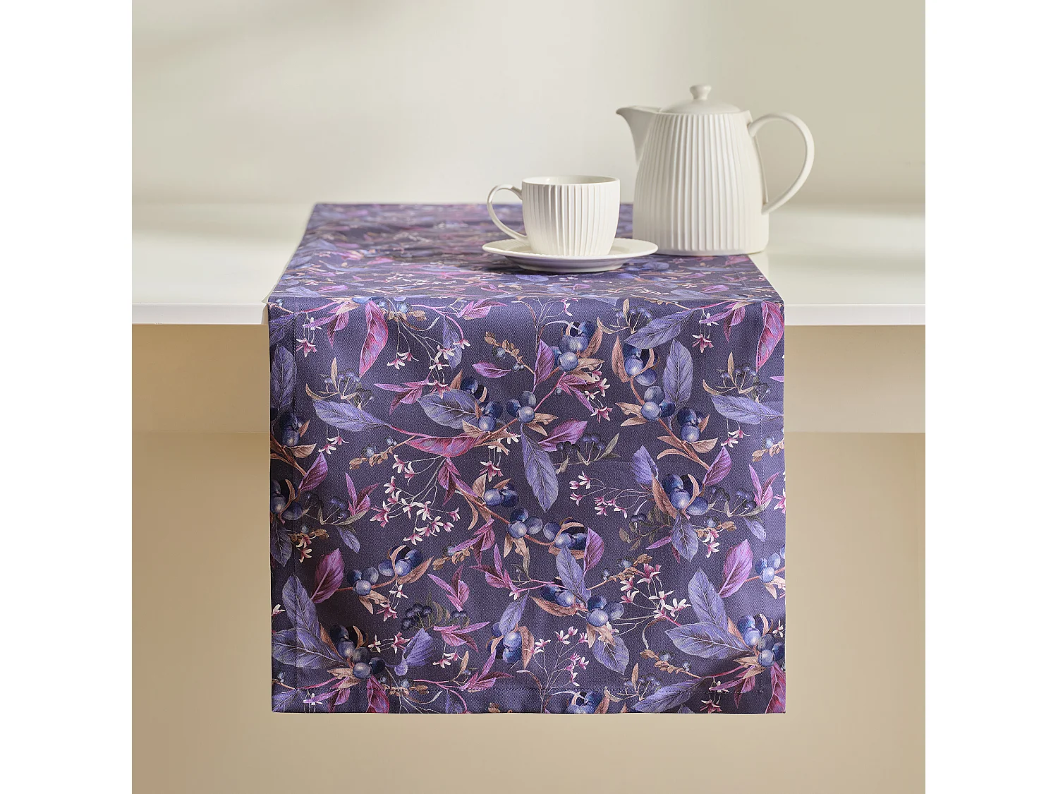 Tischläufer Veriso dunkelviolett 40 x 180