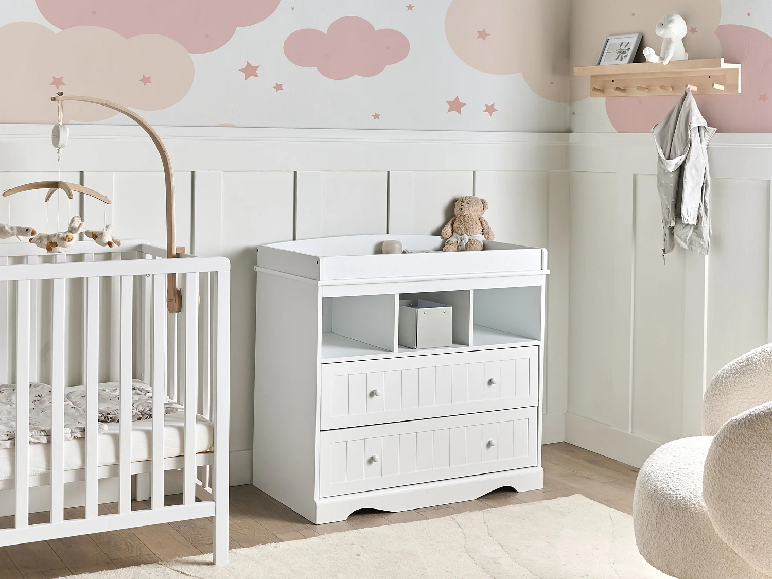 Changing Table Dresser VIRDEN White