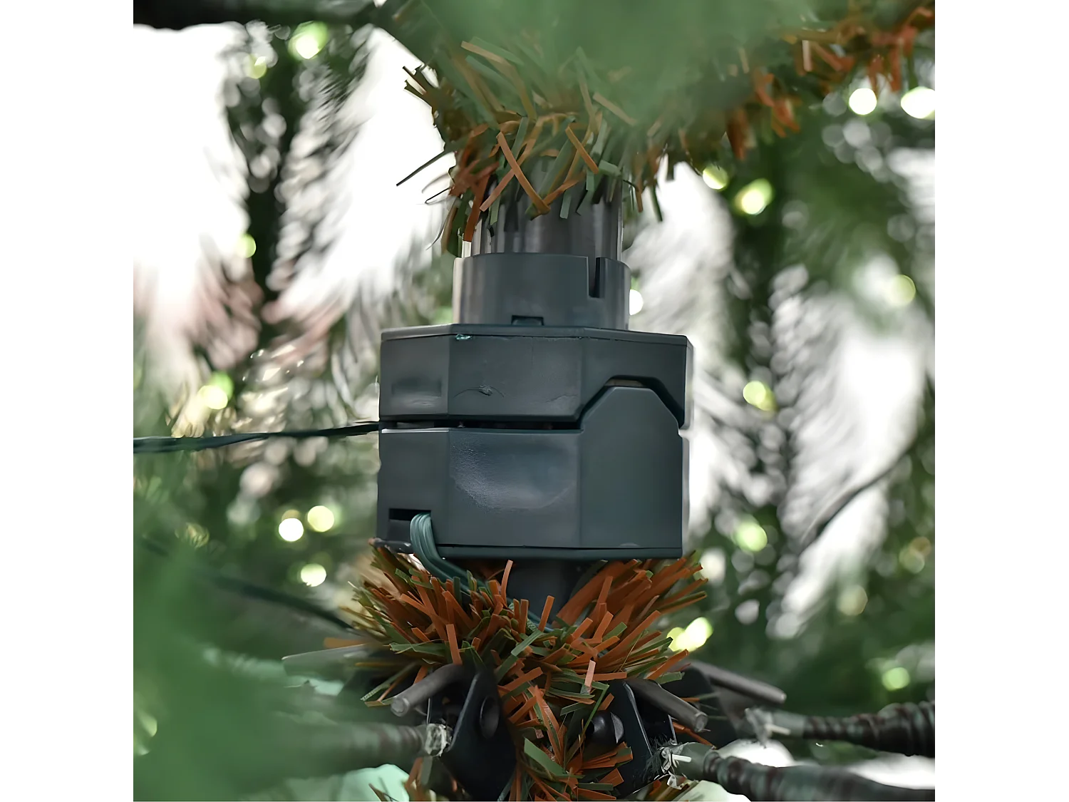 Albero di Natale "Power" con micro led incorporati 100 % PE effetto real touch cm240