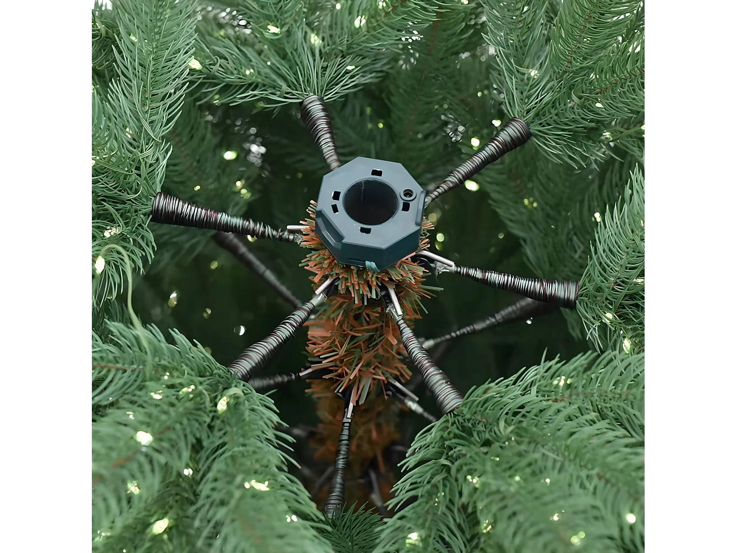 Albero di Natale "Power" con micro led incorporati 100 % PE effetto real touch cm240