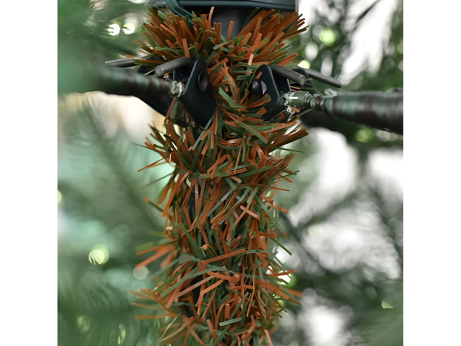 Albero di Natale "Power" con micro led incorporati 100 % PE effetto real touch cm240