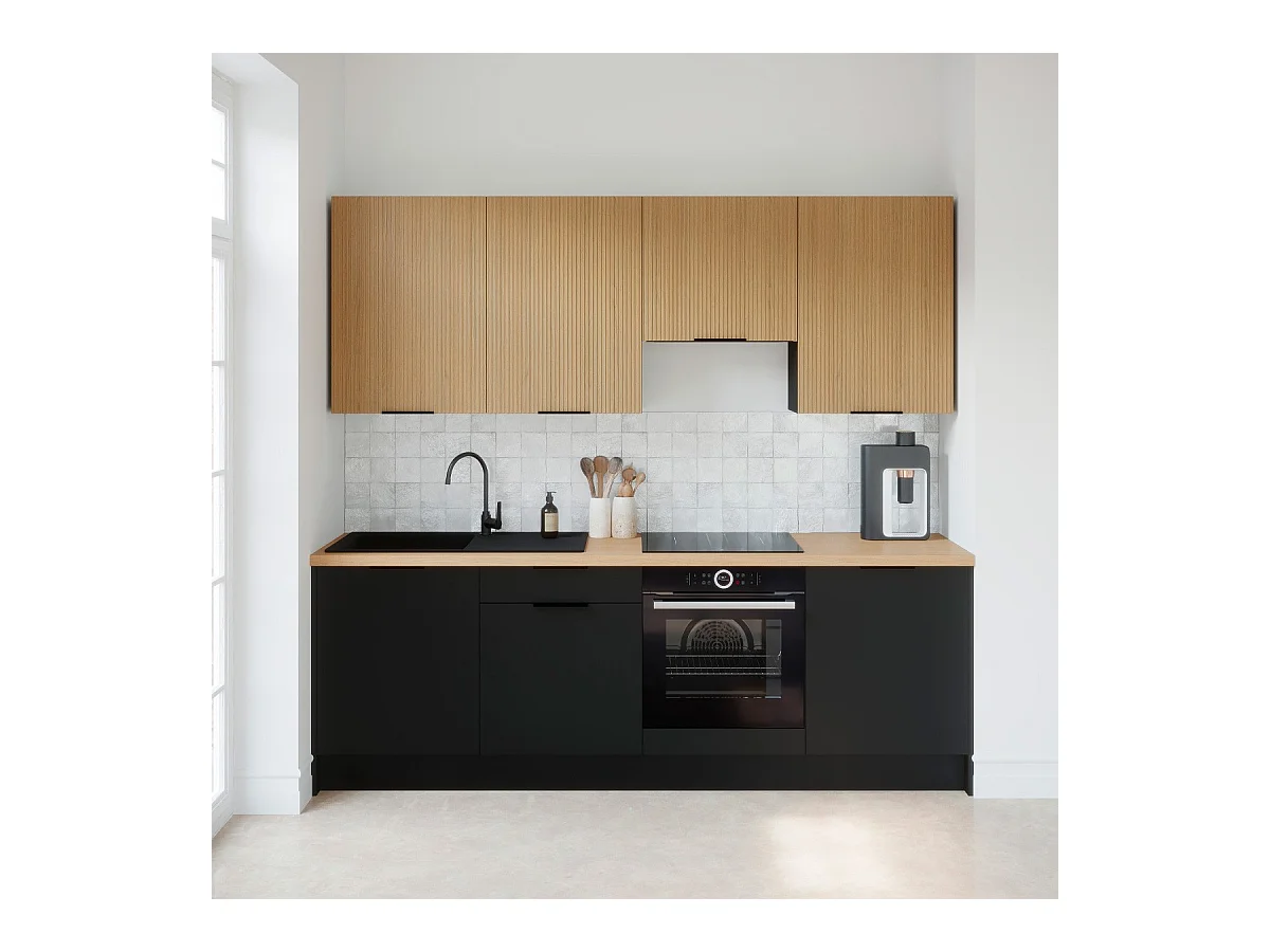 Ensemble de 8 meubles de cuisine - L. 245 cm - noir et chêne clair cannelé - Luzia Mix