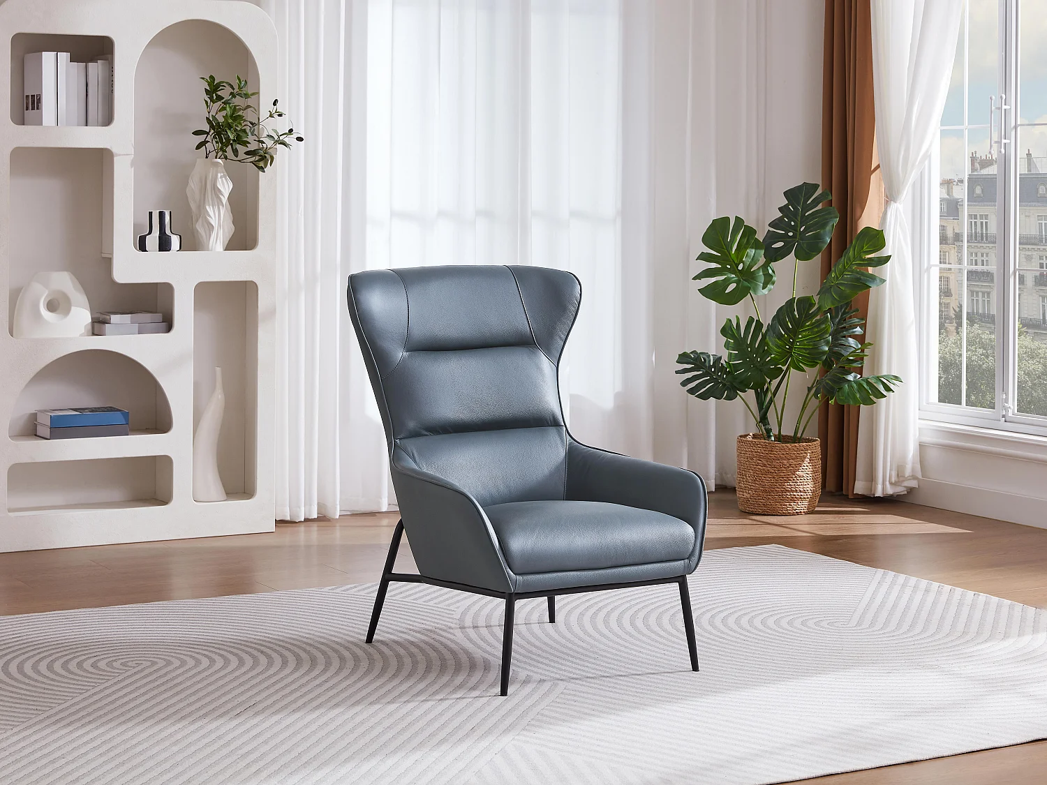 Fauteuil en cuir de buffle gris bleuté DINNIA