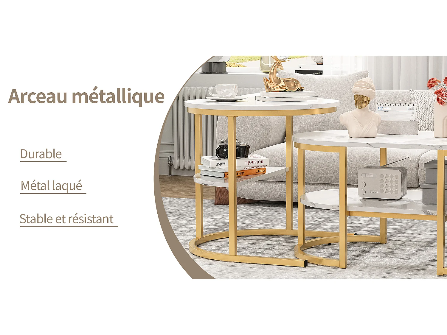 Tables basses gigognes ovales et rondes effet marbre blanc avec structure dorée，créant un design moderne et élégant